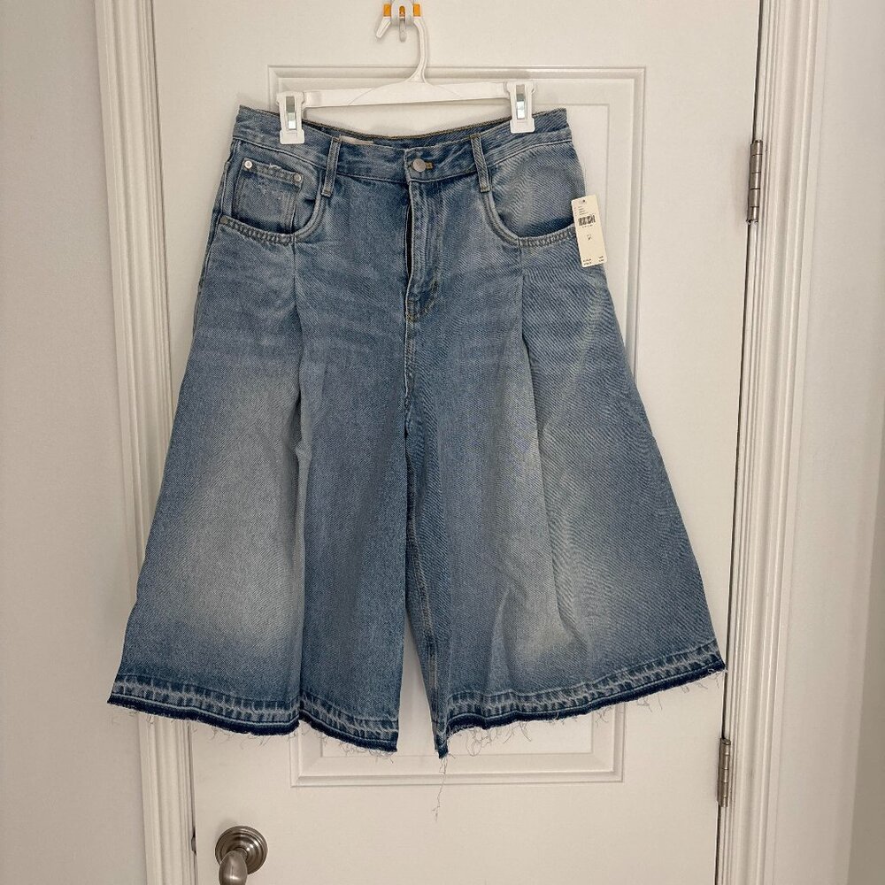 Pilcro Pleated Culotte Wide-Leg Denim Shorts - Picture 7 of 10